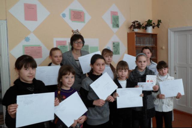 — нашим военным в Сирию пришли письма от детей России